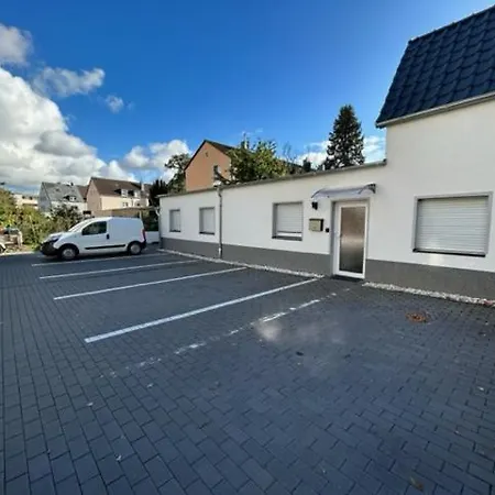 Rheinischer Hof Bed & Breakfast 3*