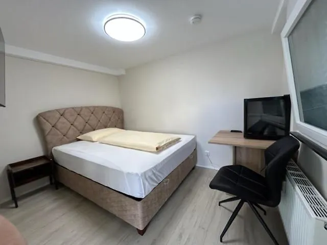 Couette-café Rheinischer Hof 3*